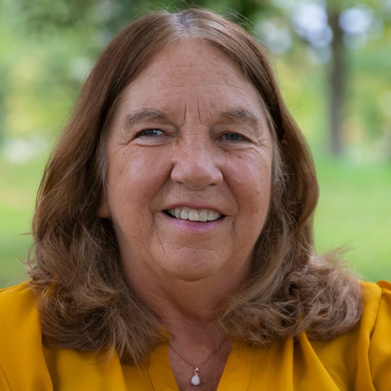 Portrait of Debbie Fischer